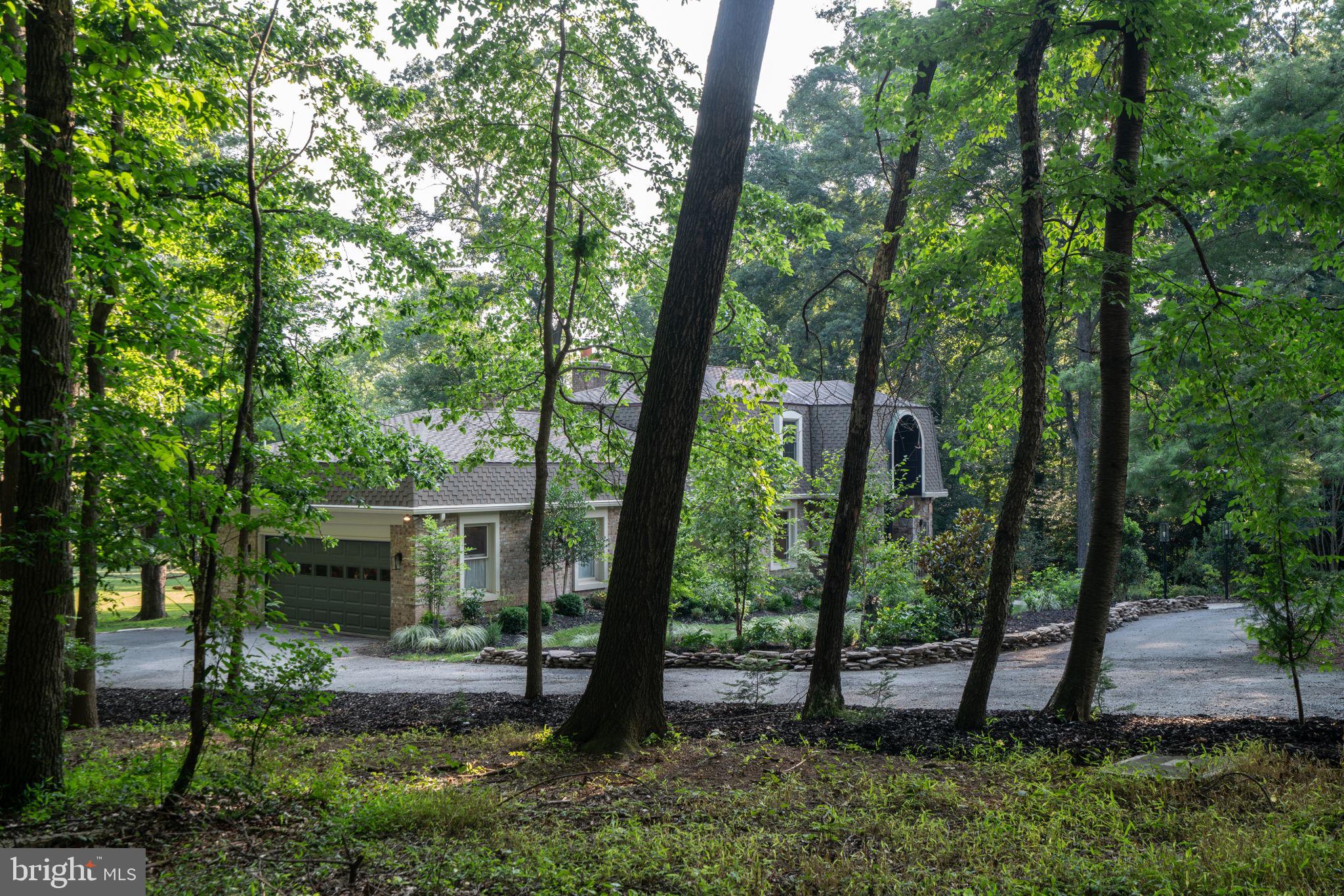 10423 DEERFOOT DRIVE