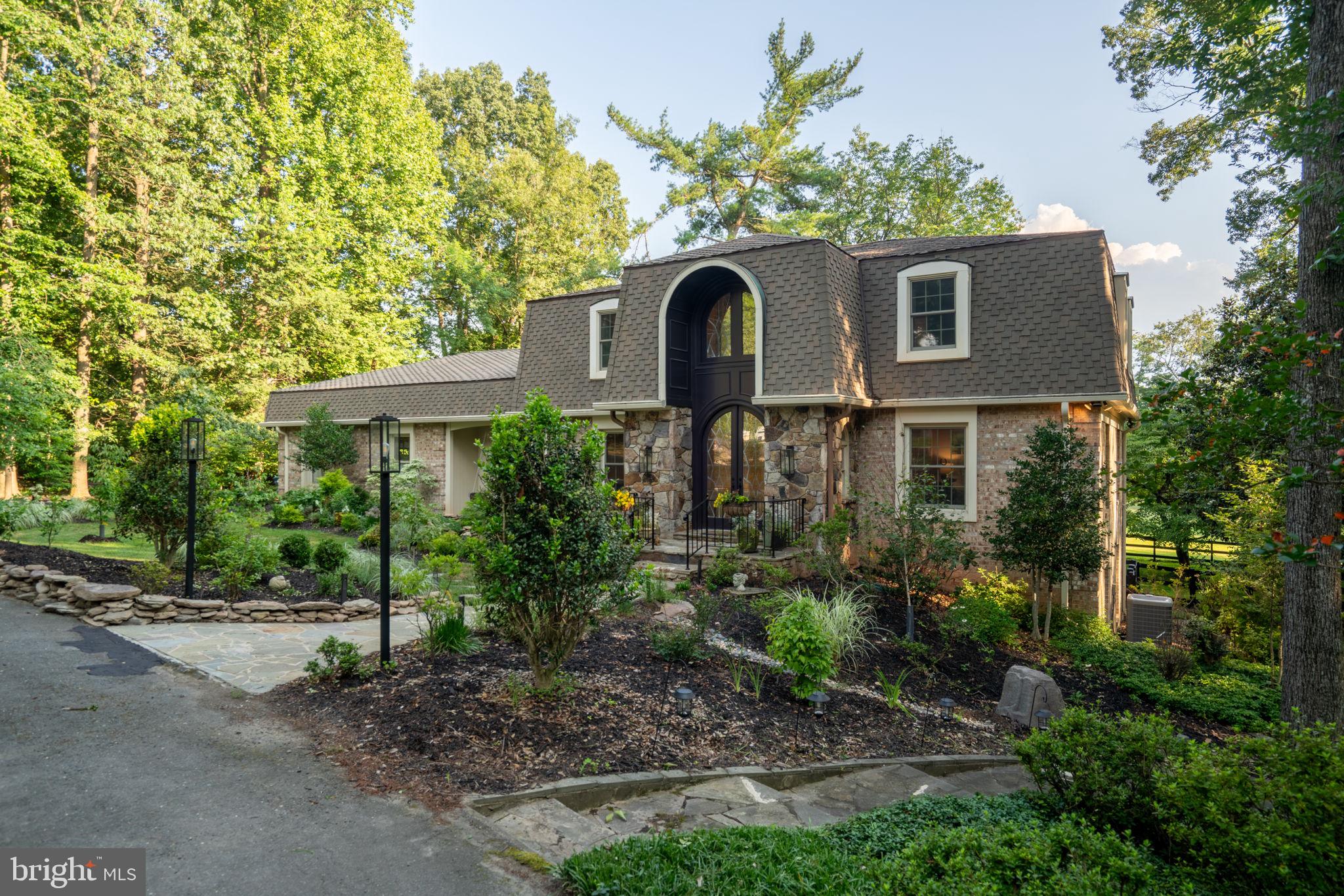 10423 DEERFOOT DRIVE