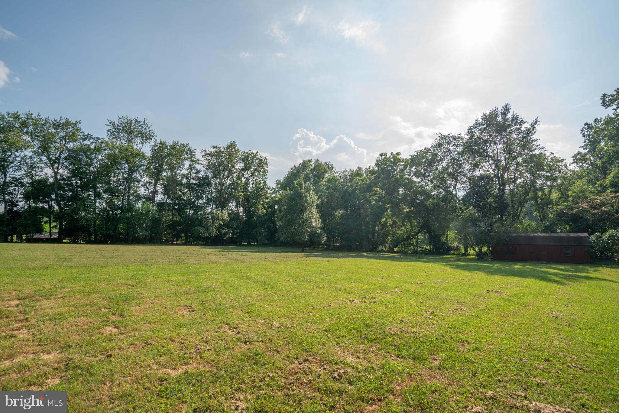 10423 DEERFOOT DRIVE