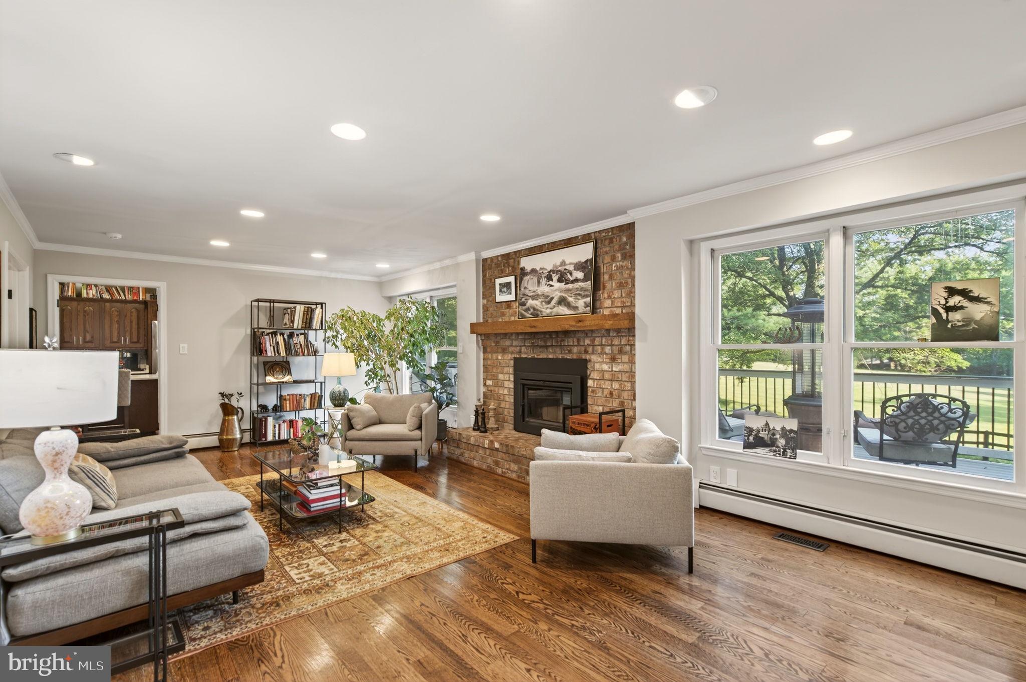 10423 DEERFOOT DRIVE
