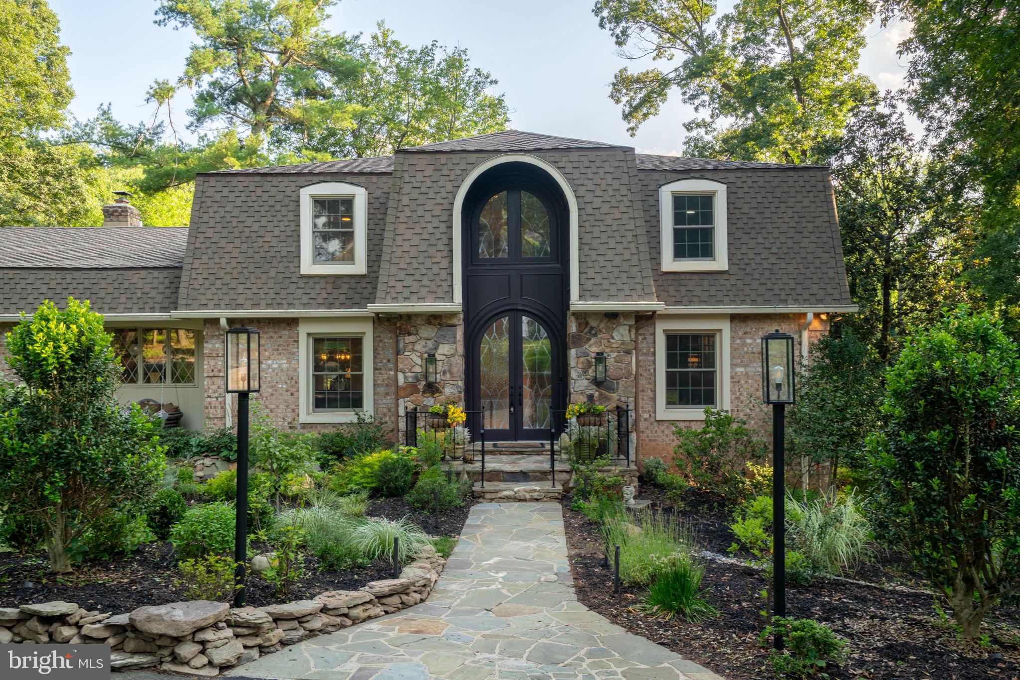 10423 DEERFOOT DRIVE