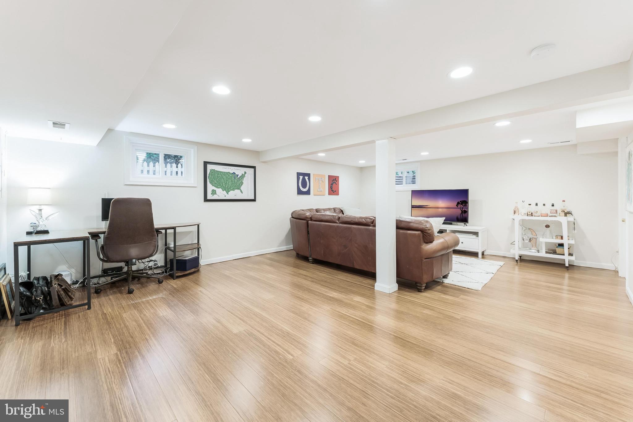 2907 MONROE PLACE