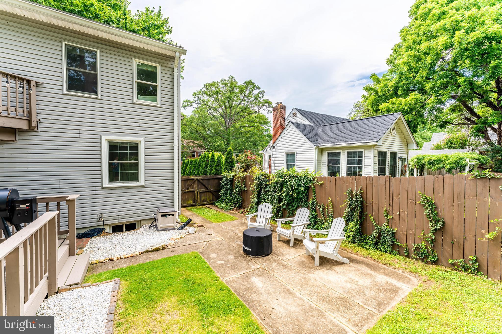 2907 MONROE PLACE