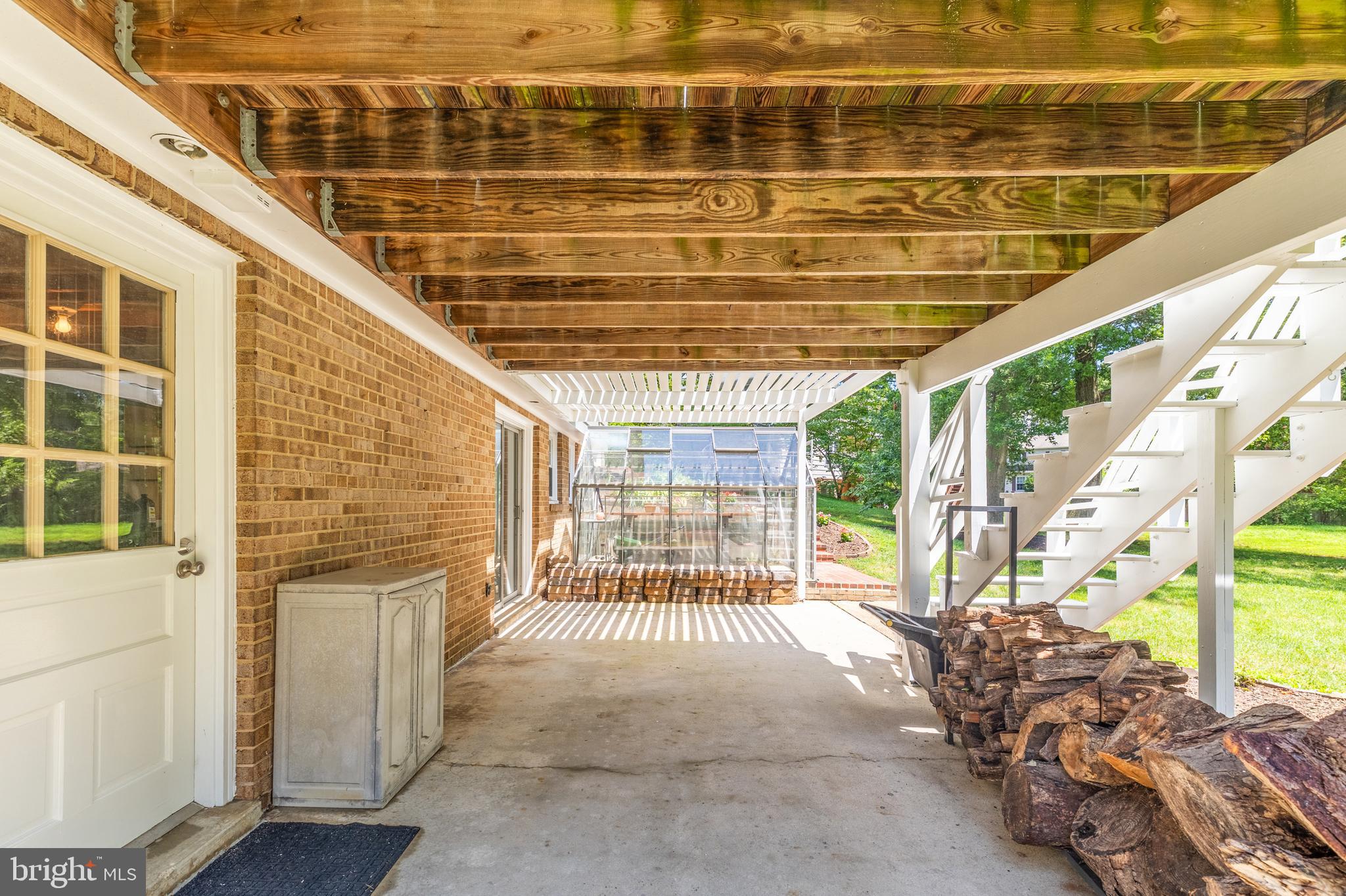 8618 GATESHEAD ROAD