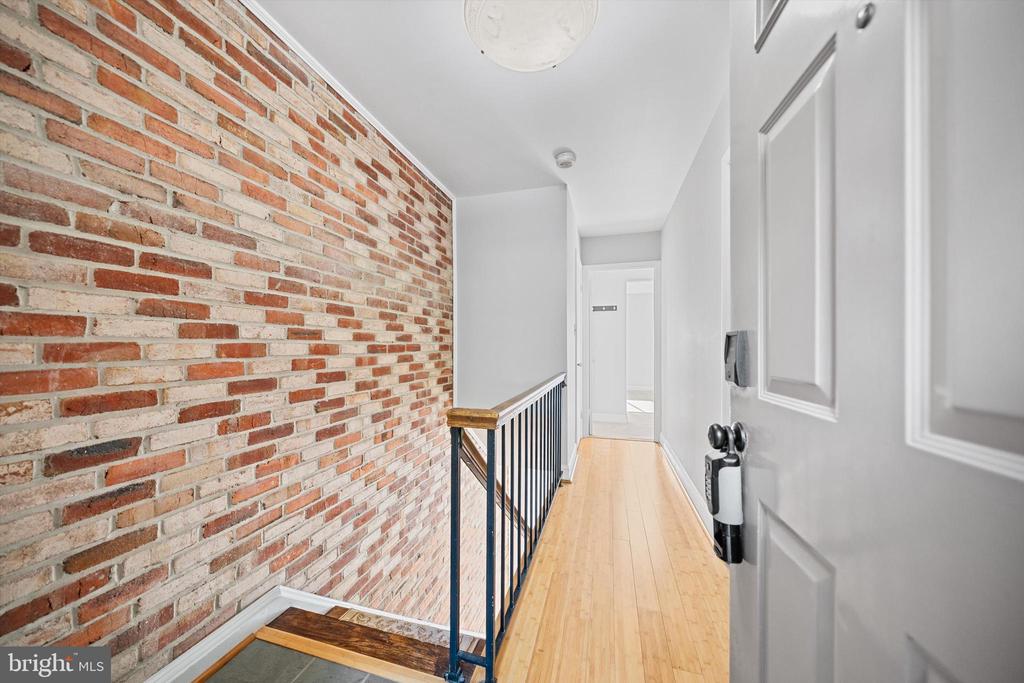 3895 STEPPES COURT Unit: 3895B