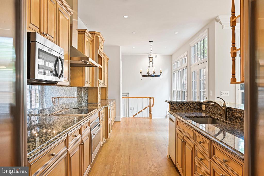 1410 HARVEST CROSSING DRIVE