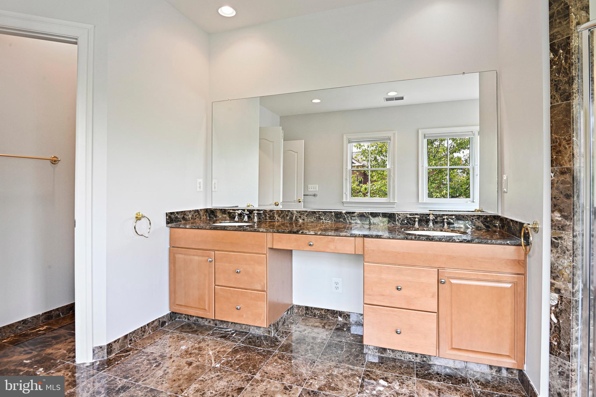 1410 HARVEST CROSSING DRIVE