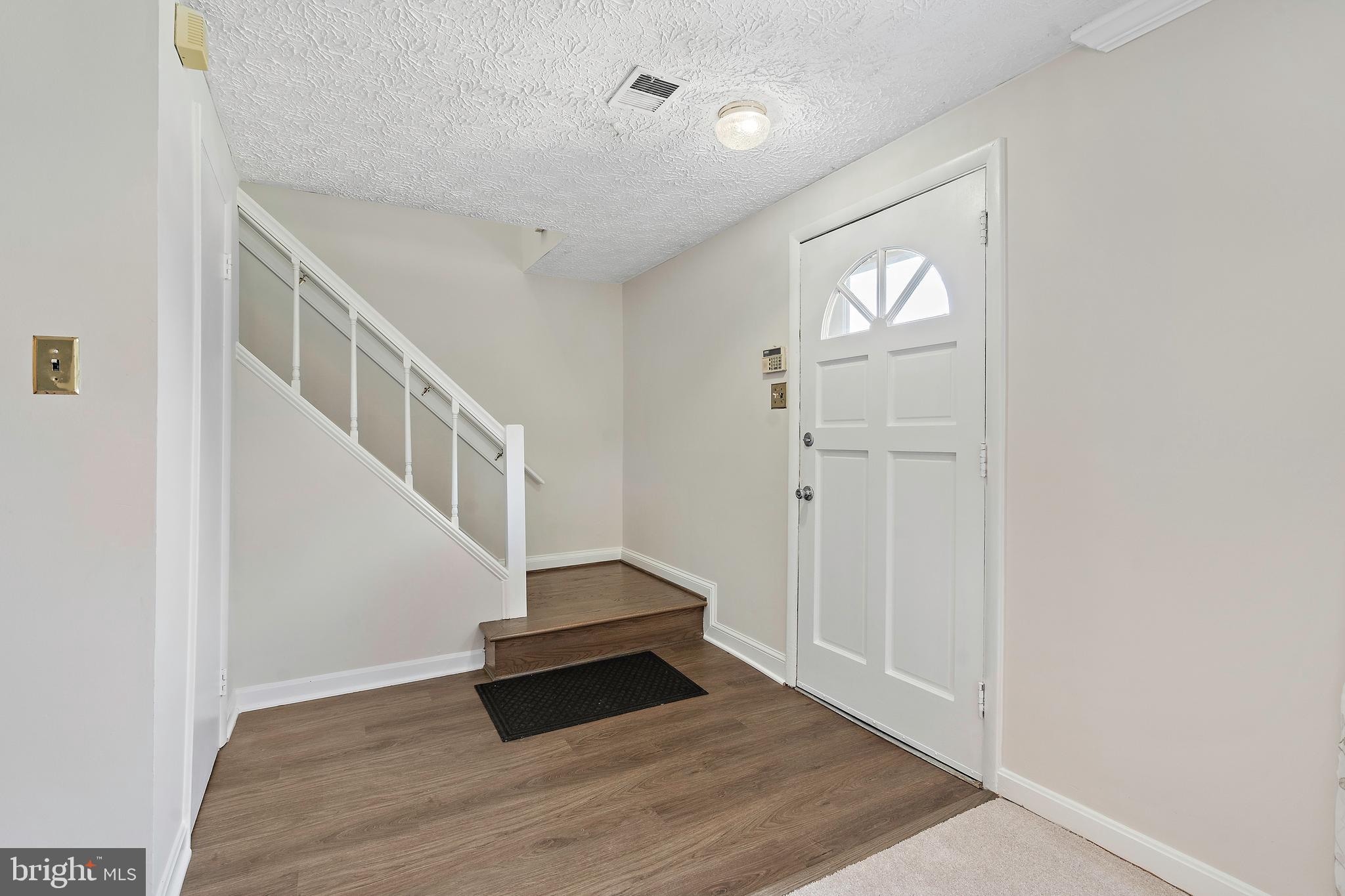 6503 CARRIAGE DRIVE
