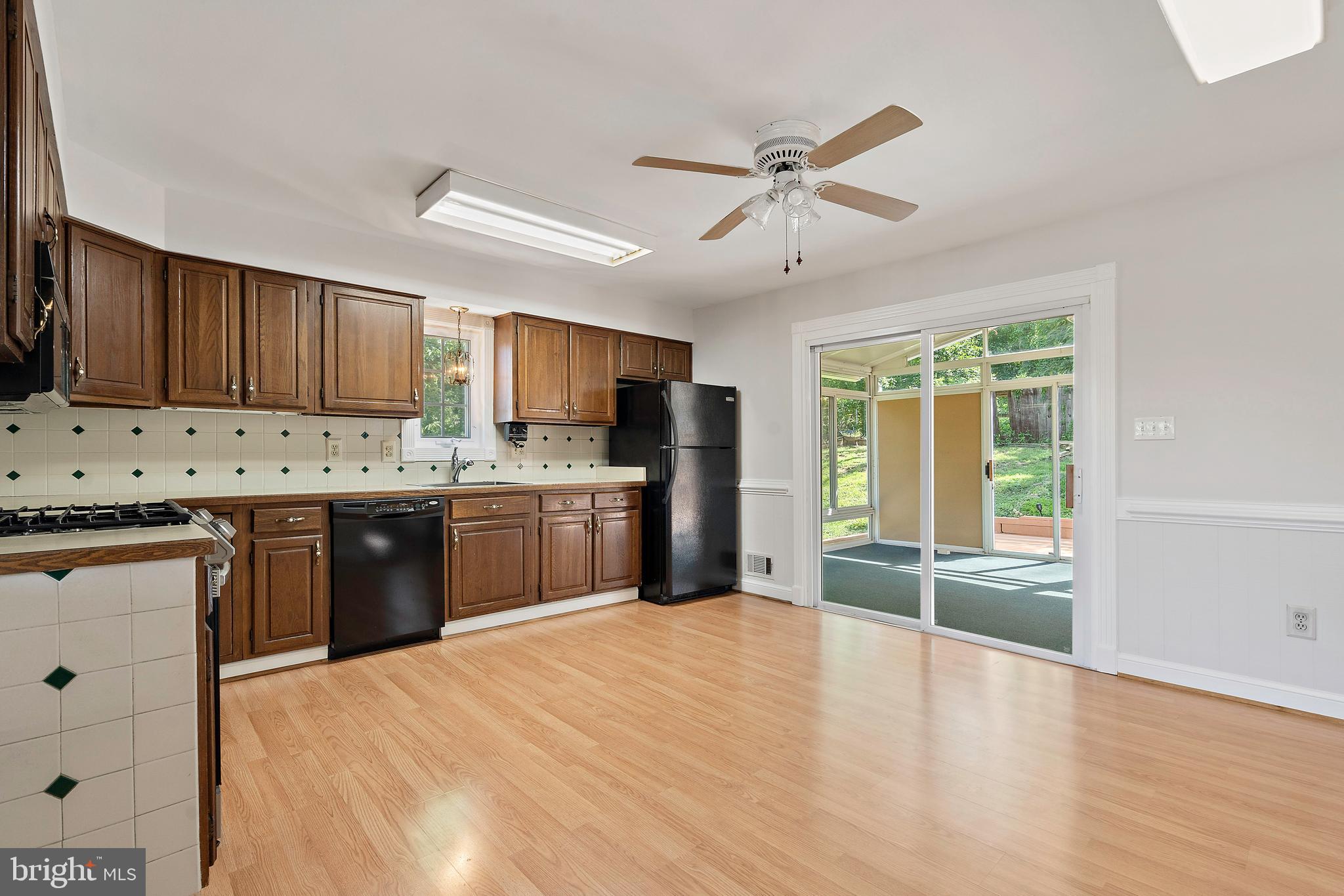 6503 CARRIAGE DRIVE