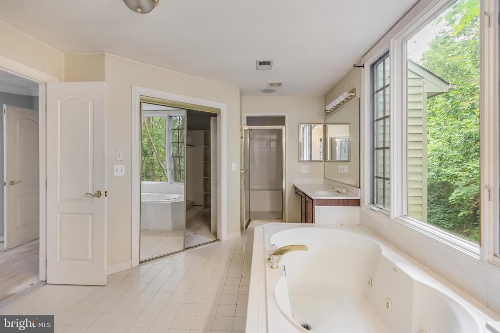 12111 WALNUT BRANCH ROAD