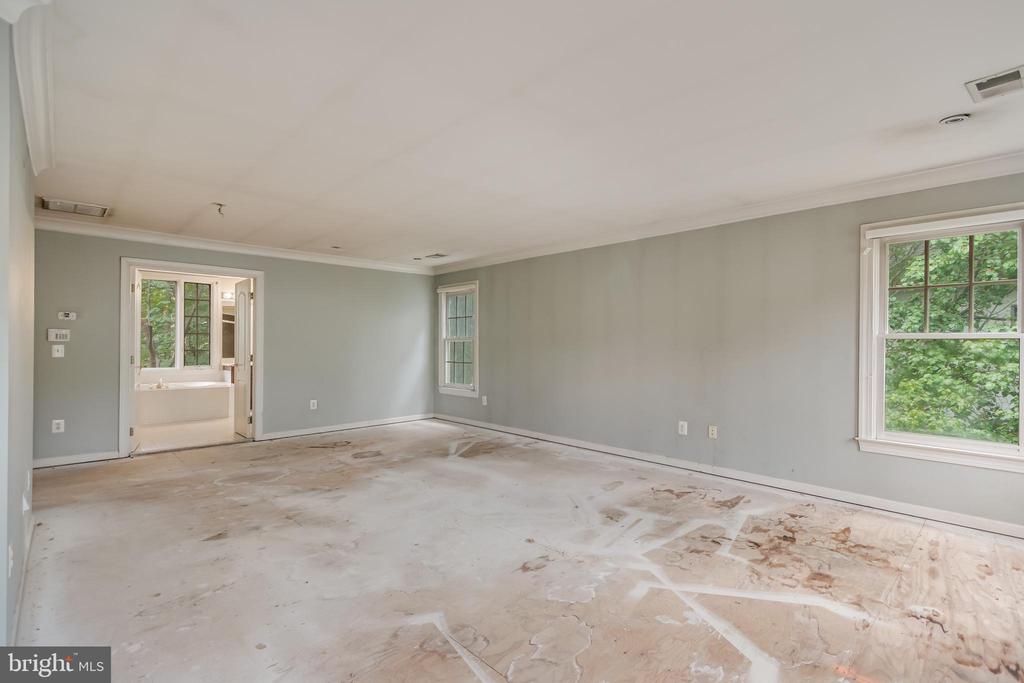 12111 WALNUT BRANCH ROAD