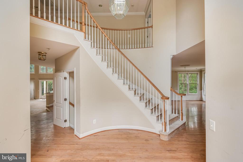 12111 WALNUT BRANCH ROAD
