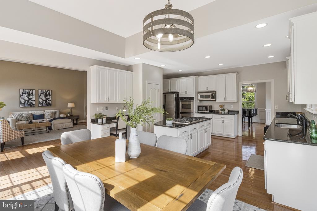 2339 BRITTANY PARC DRIVE