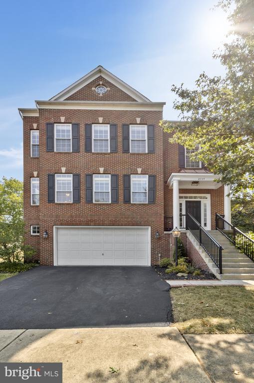2339 BRITTANY PARC DRIVE