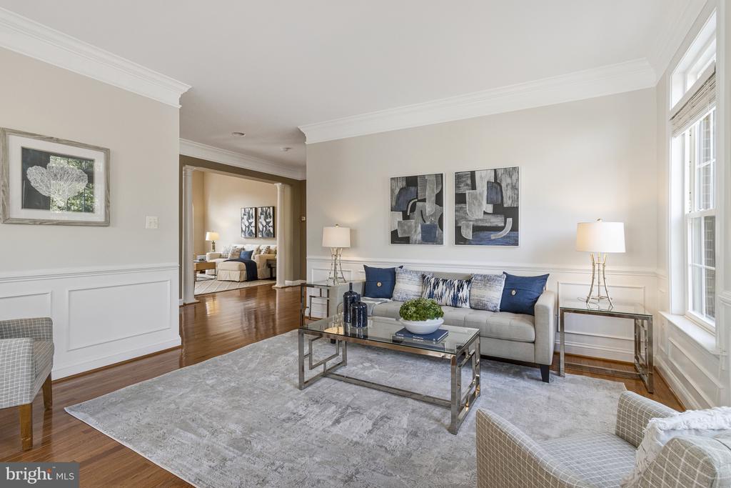 2339 BRITTANY PARC DRIVE