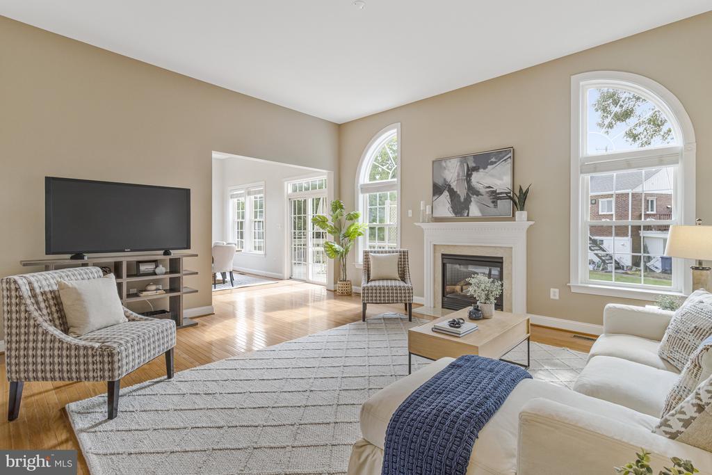 2339 BRITTANY PARC DRIVE
