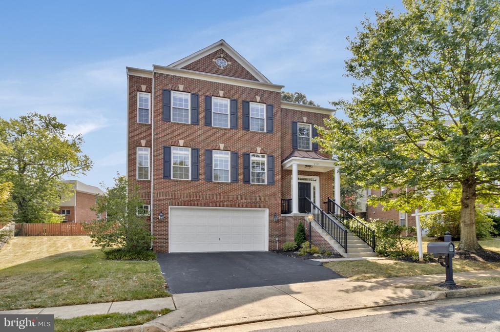 2339 BRITTANY PARC DRIVE