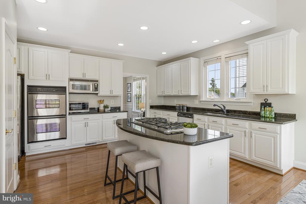 2339 BRITTANY PARC DRIVE