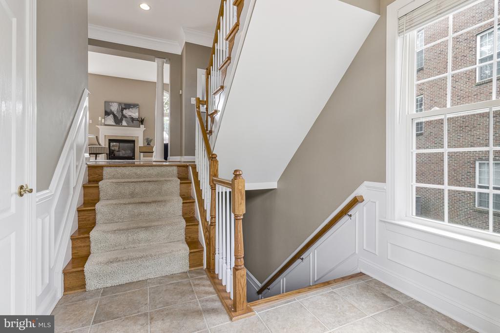 2339 BRITTANY PARC DRIVE