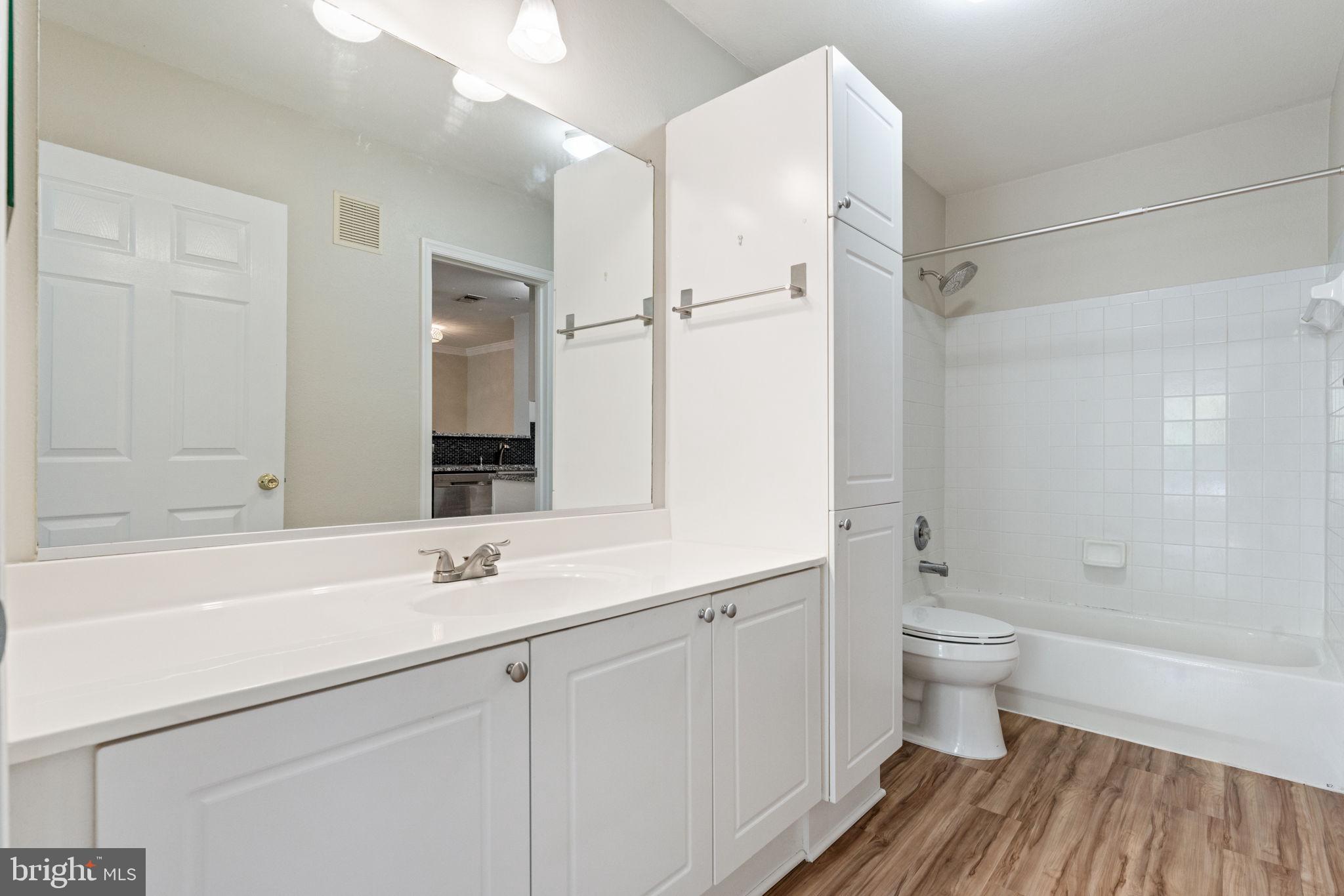 4501 SUPERIOR SQUARE 4501