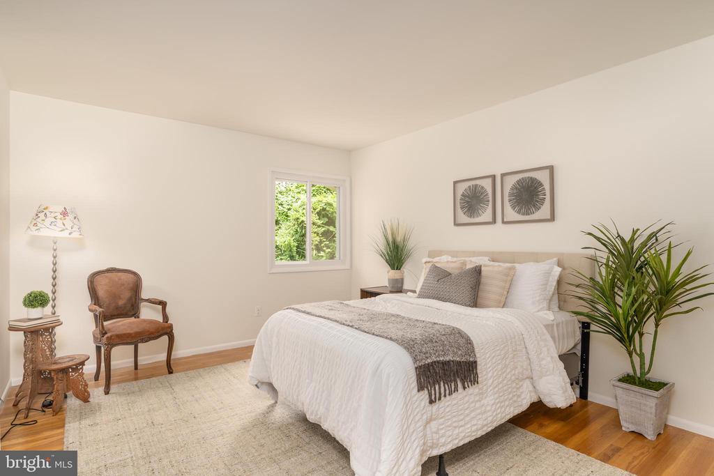 3002 SEVOR LANE