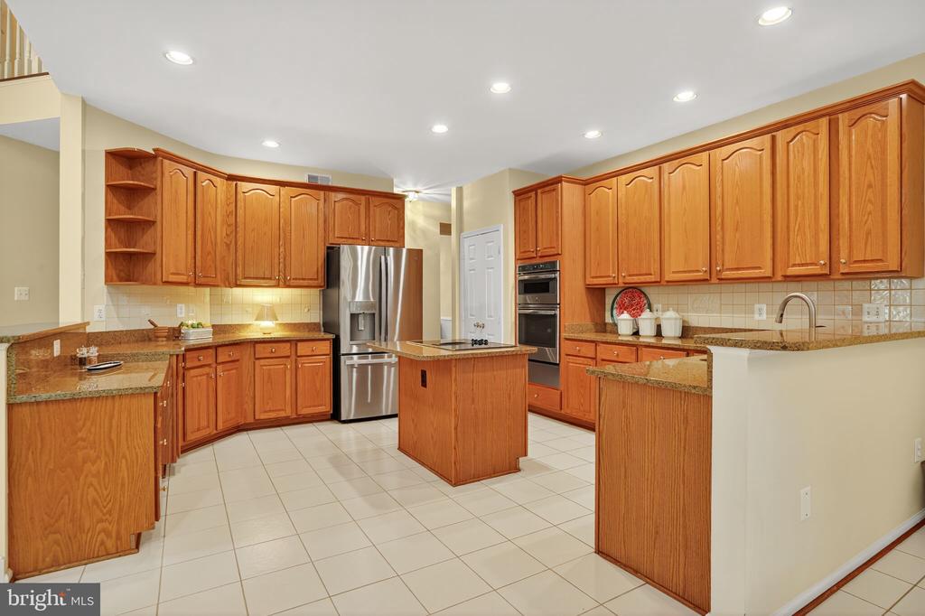 6408 JUMET COURT