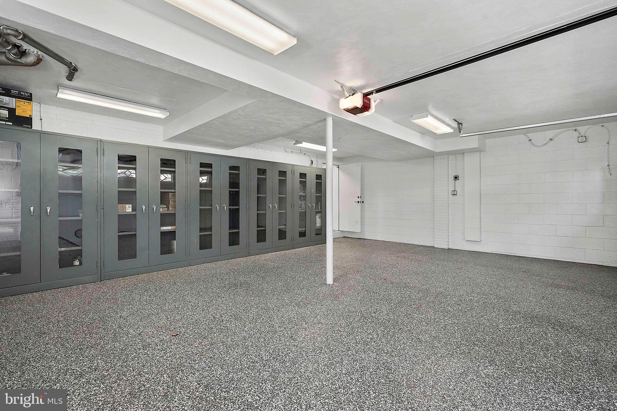 1208 HUNTLY PLACE