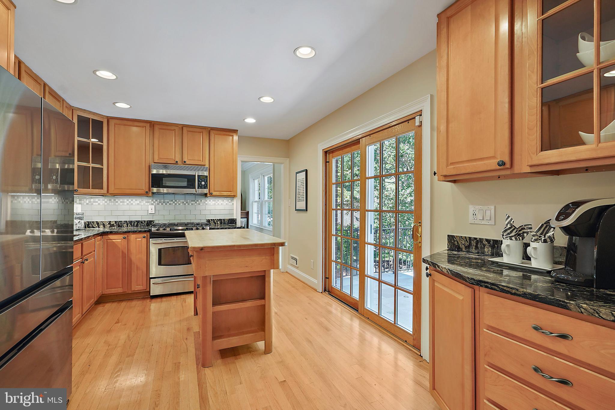 1208 HUNTLY PLACE