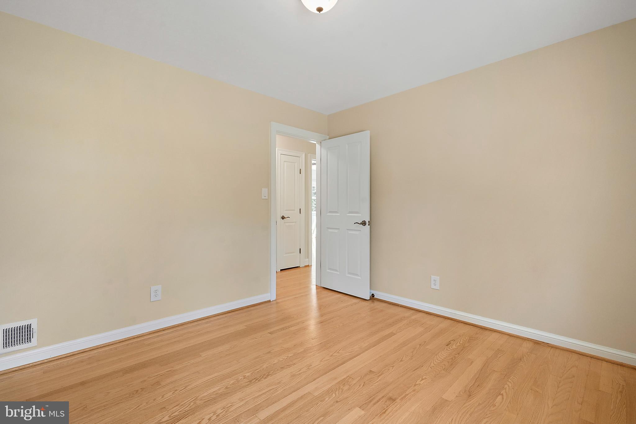 1208 HUNTLY PLACE