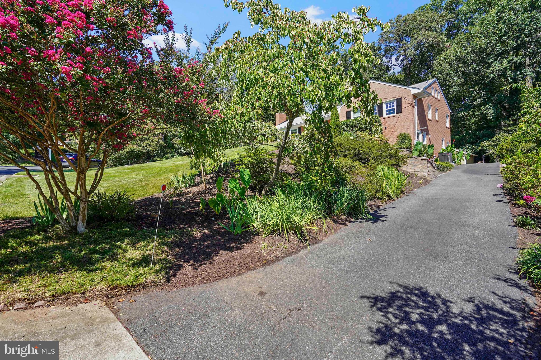 1208 HUNTLY PLACE