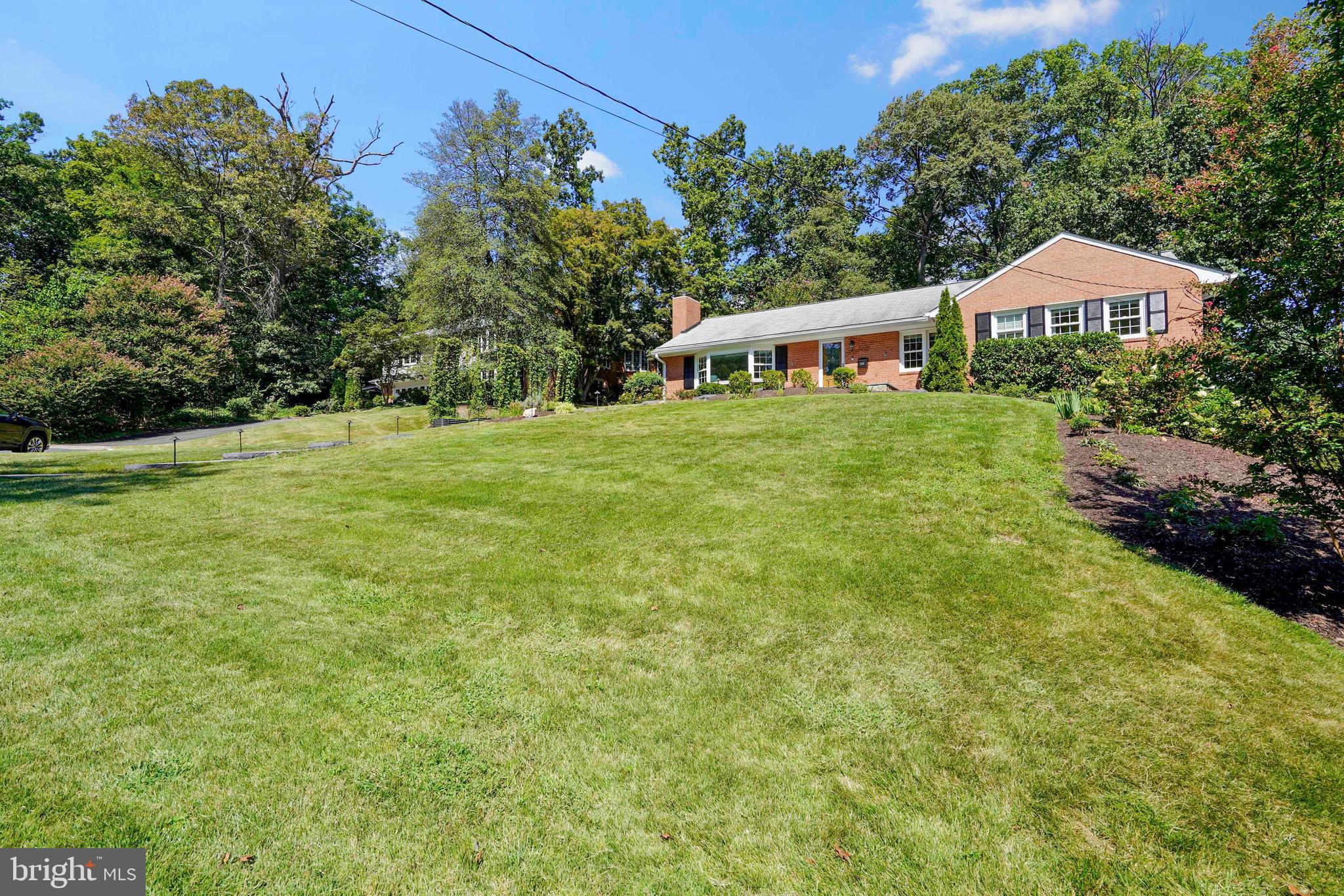 1208 HUNTLY PLACE
