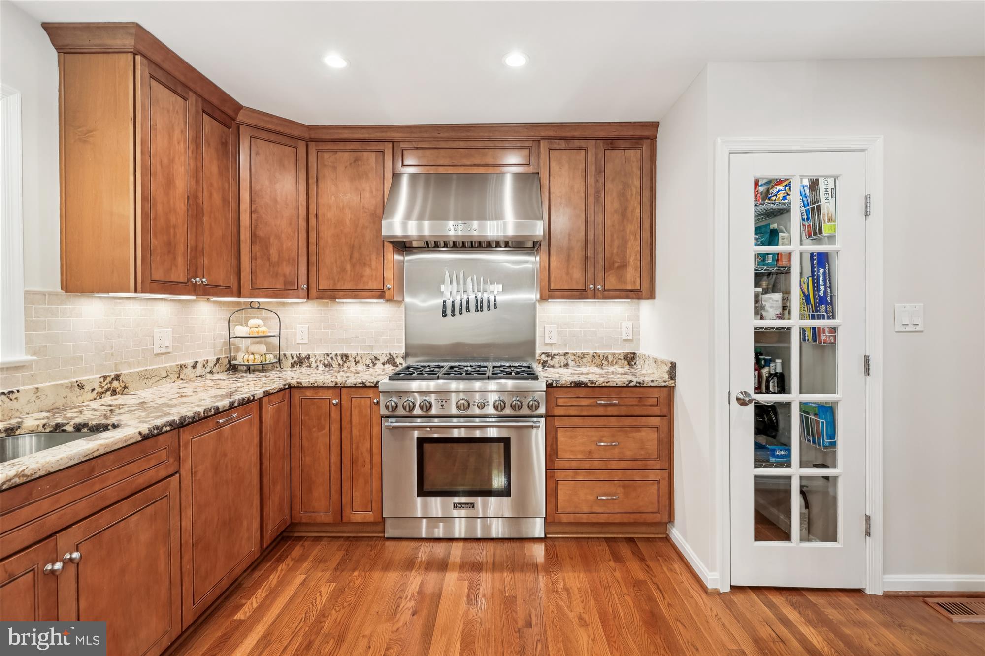8221 CAPTAIN HAWKINS COURT