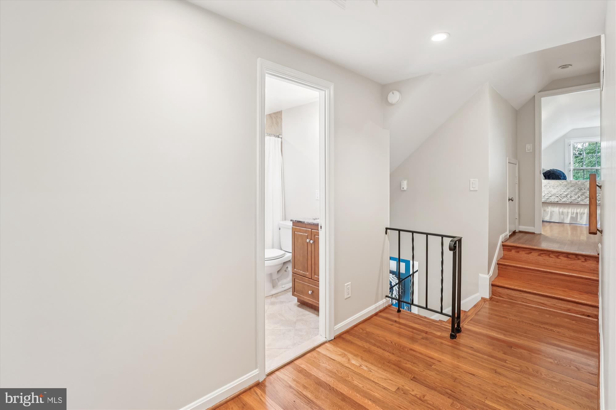 8221 CAPTAIN HAWKINS COURT