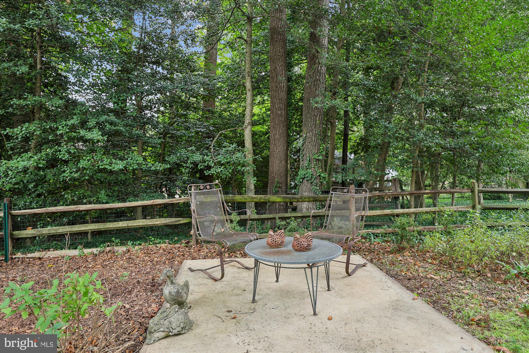 8221 CAPTAIN HAWKINS COURT