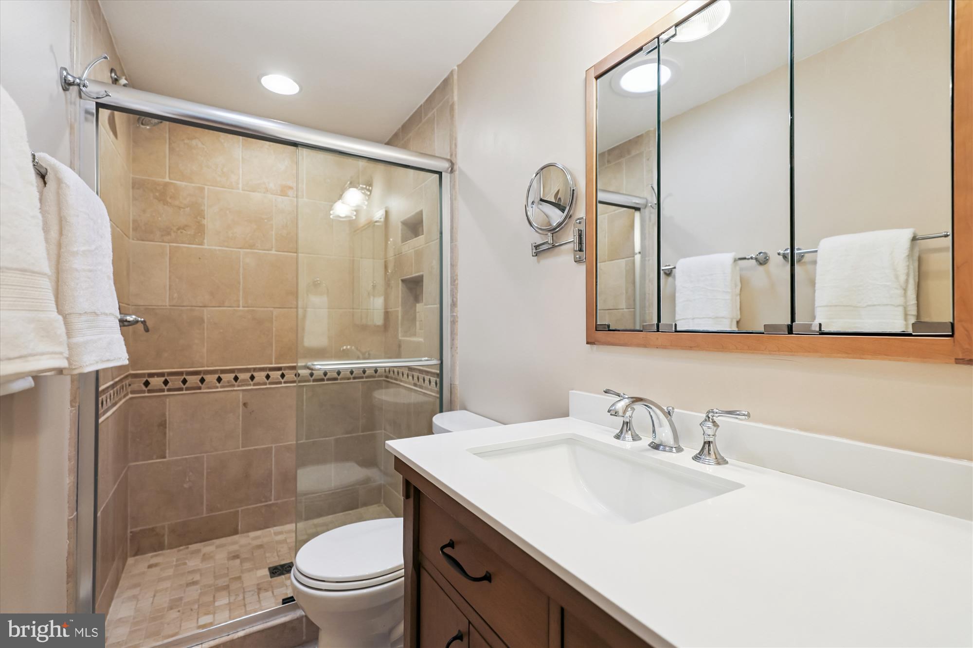 8221 CAPTAIN HAWKINS COURT