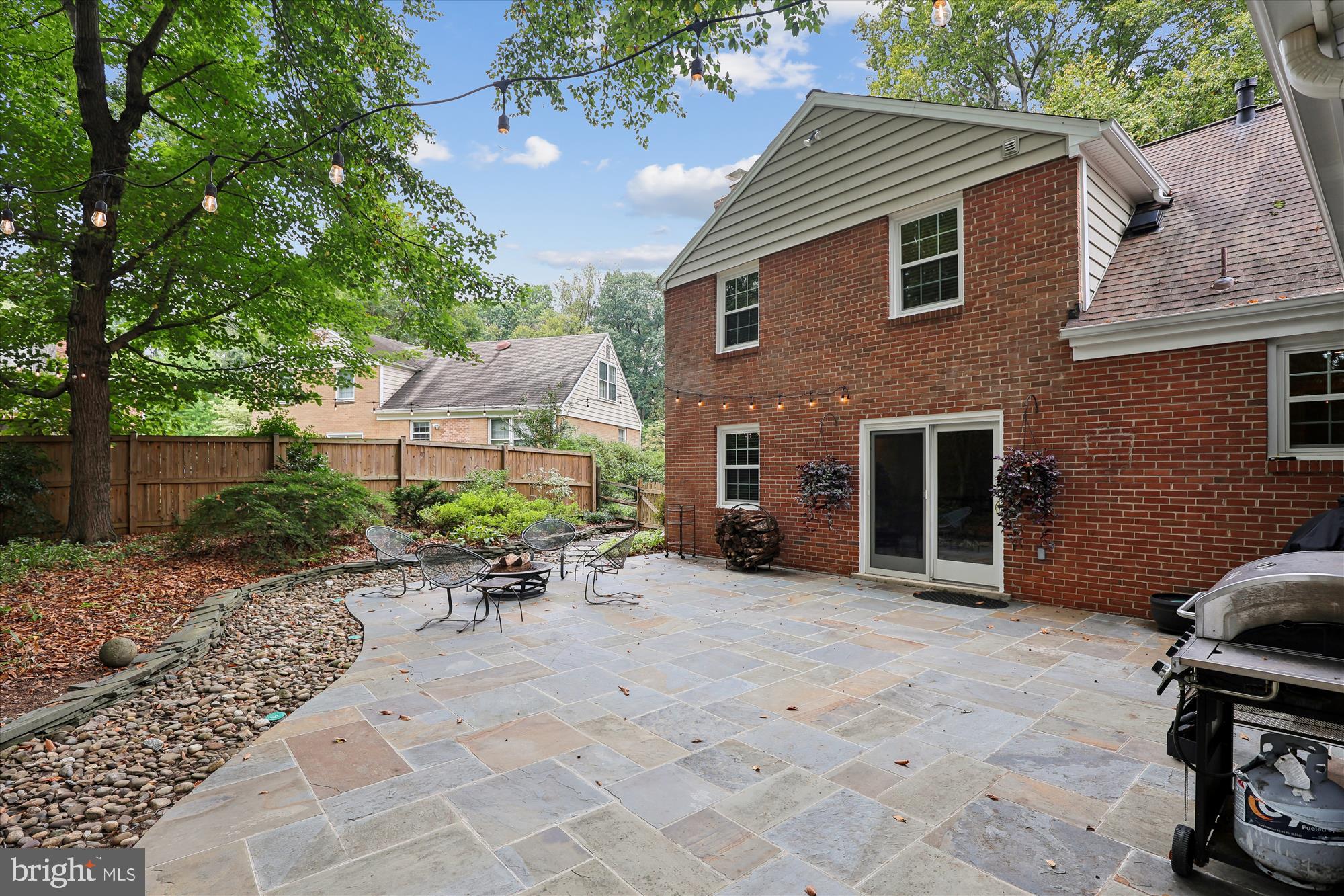 8221 CAPTAIN HAWKINS COURT