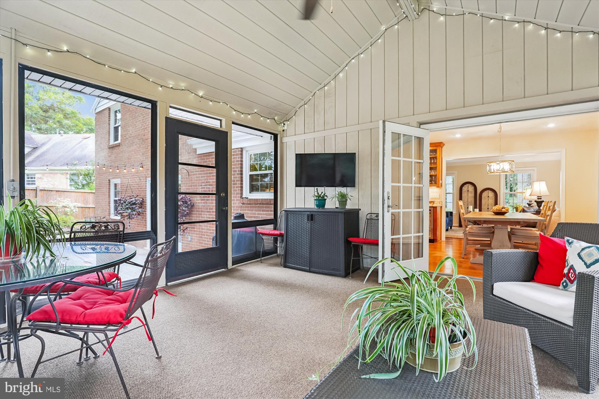 8221 CAPTAIN HAWKINS COURT