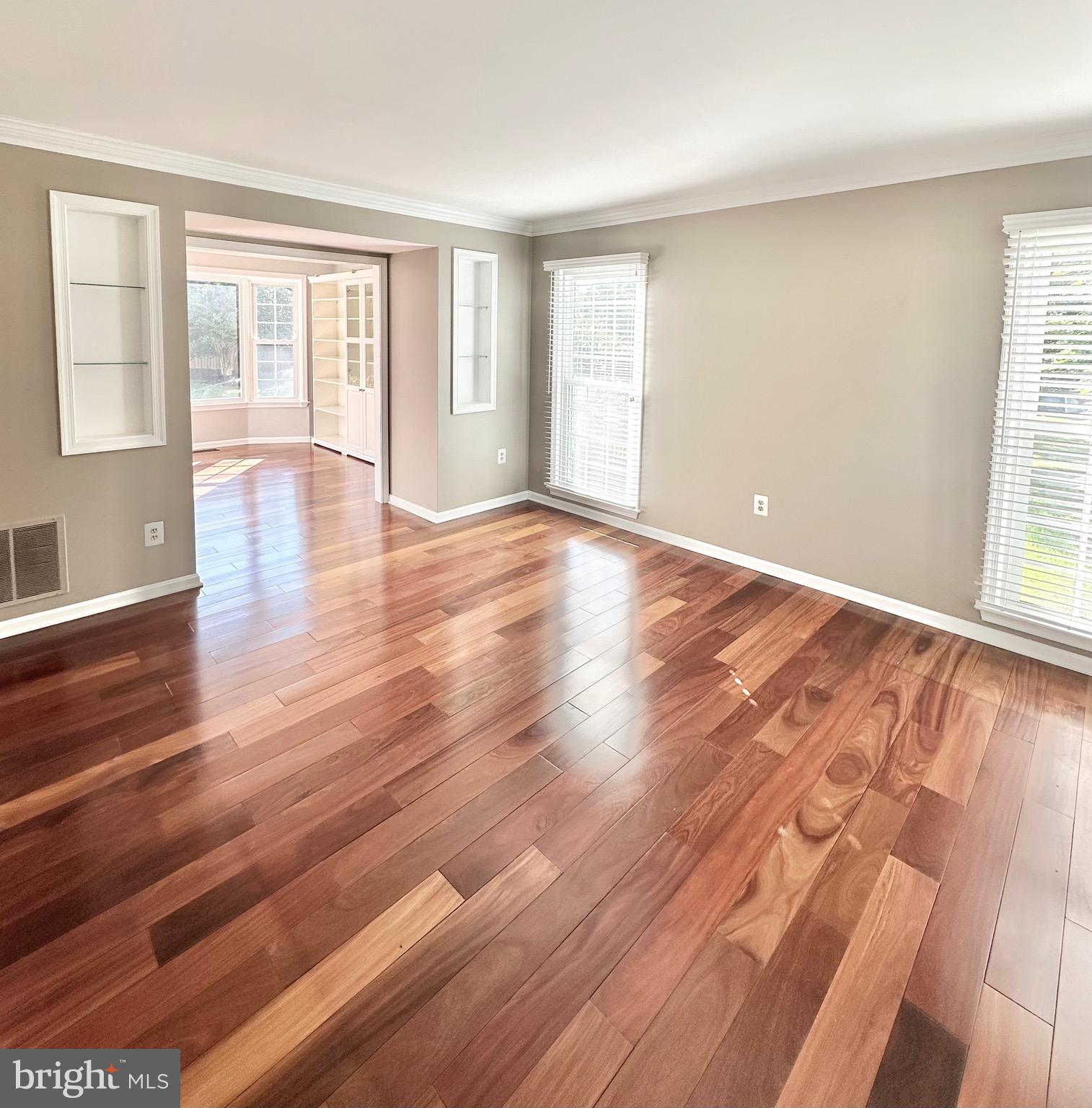 12102 SNOW SHOE COURT