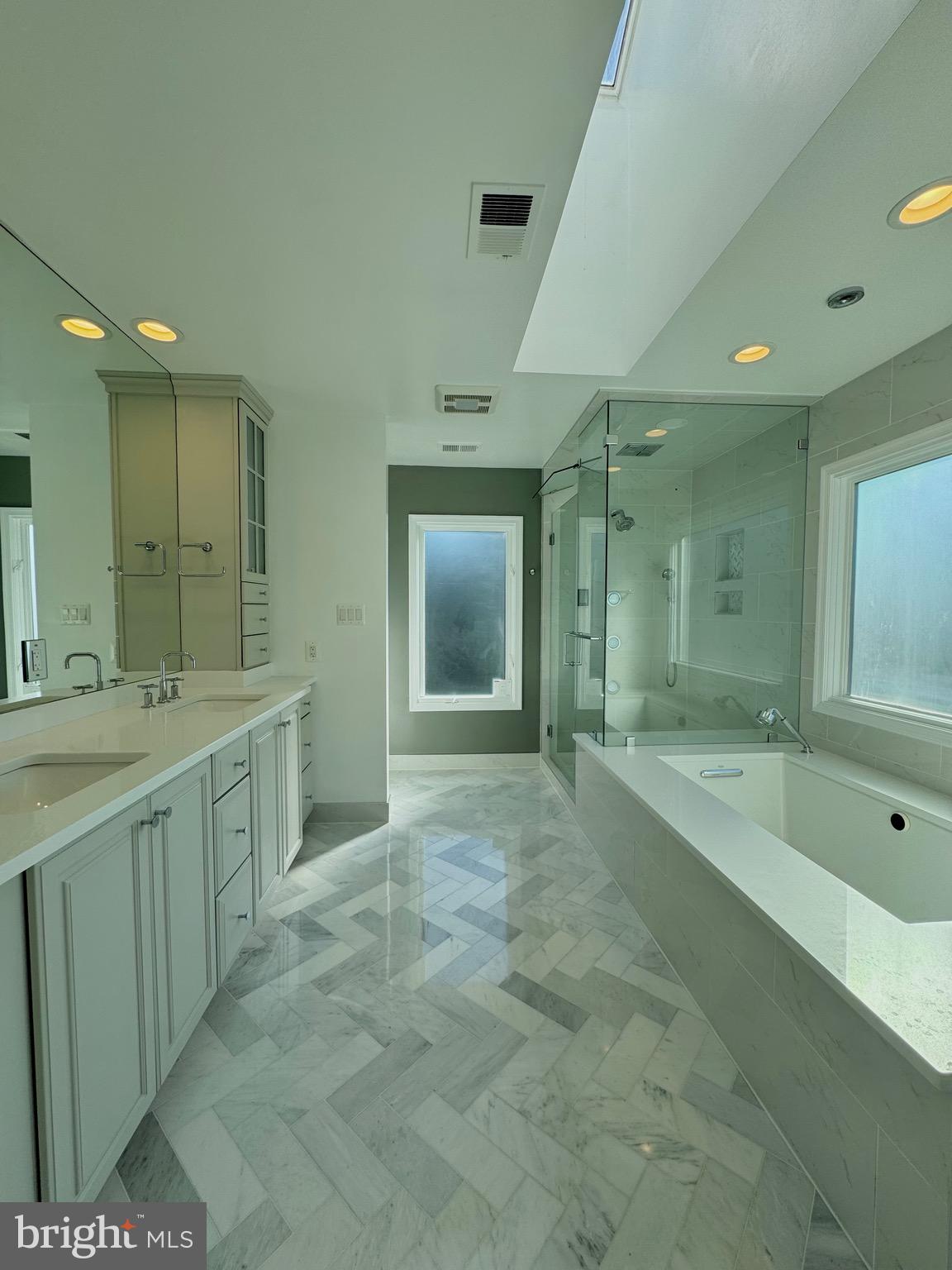 12102 SNOW SHOE COURT