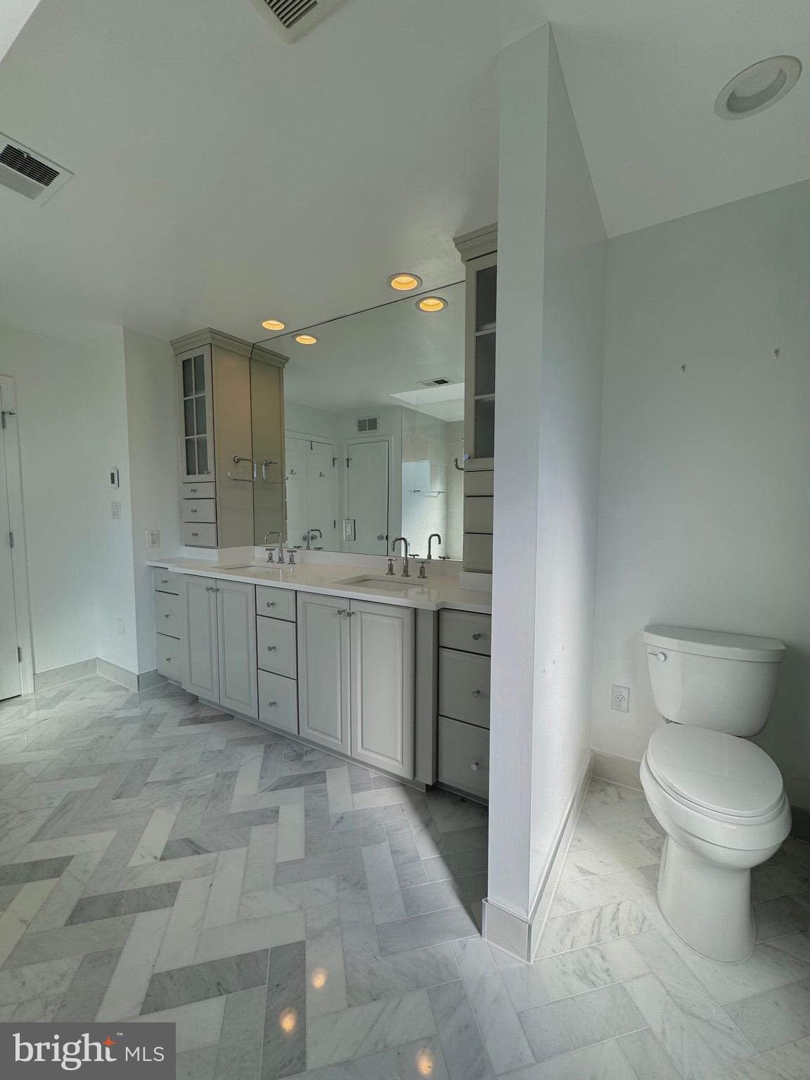12102 SNOW SHOE COURT