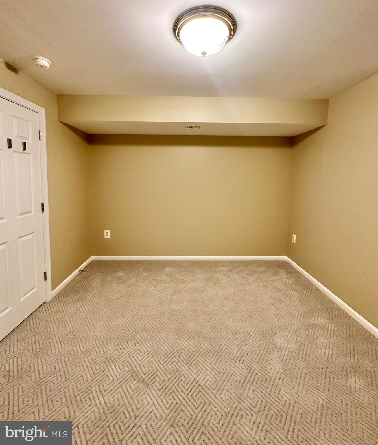12102 SNOW SHOE COURT