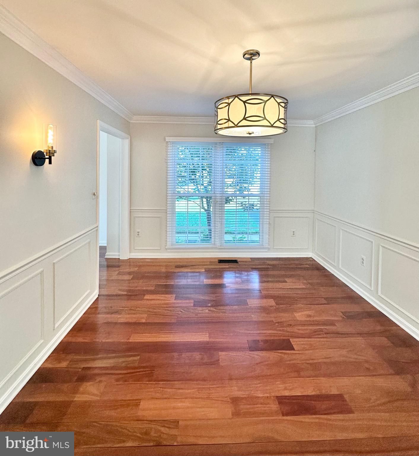 12102 SNOW SHOE COURT