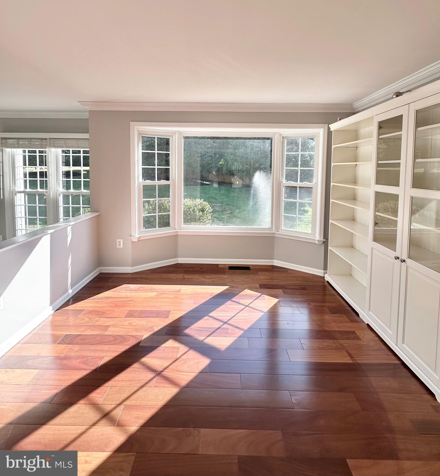 12102 SNOW SHOE COURT