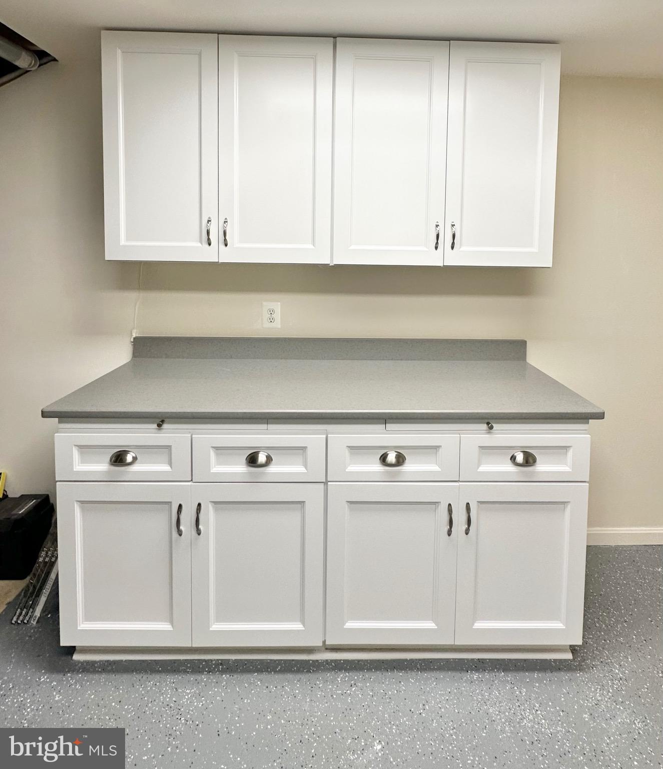 12102 SNOW SHOE COURT