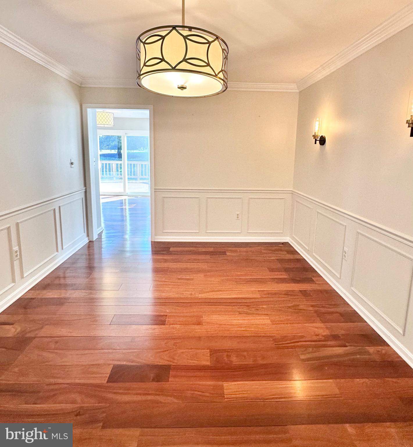 12102 SNOW SHOE COURT