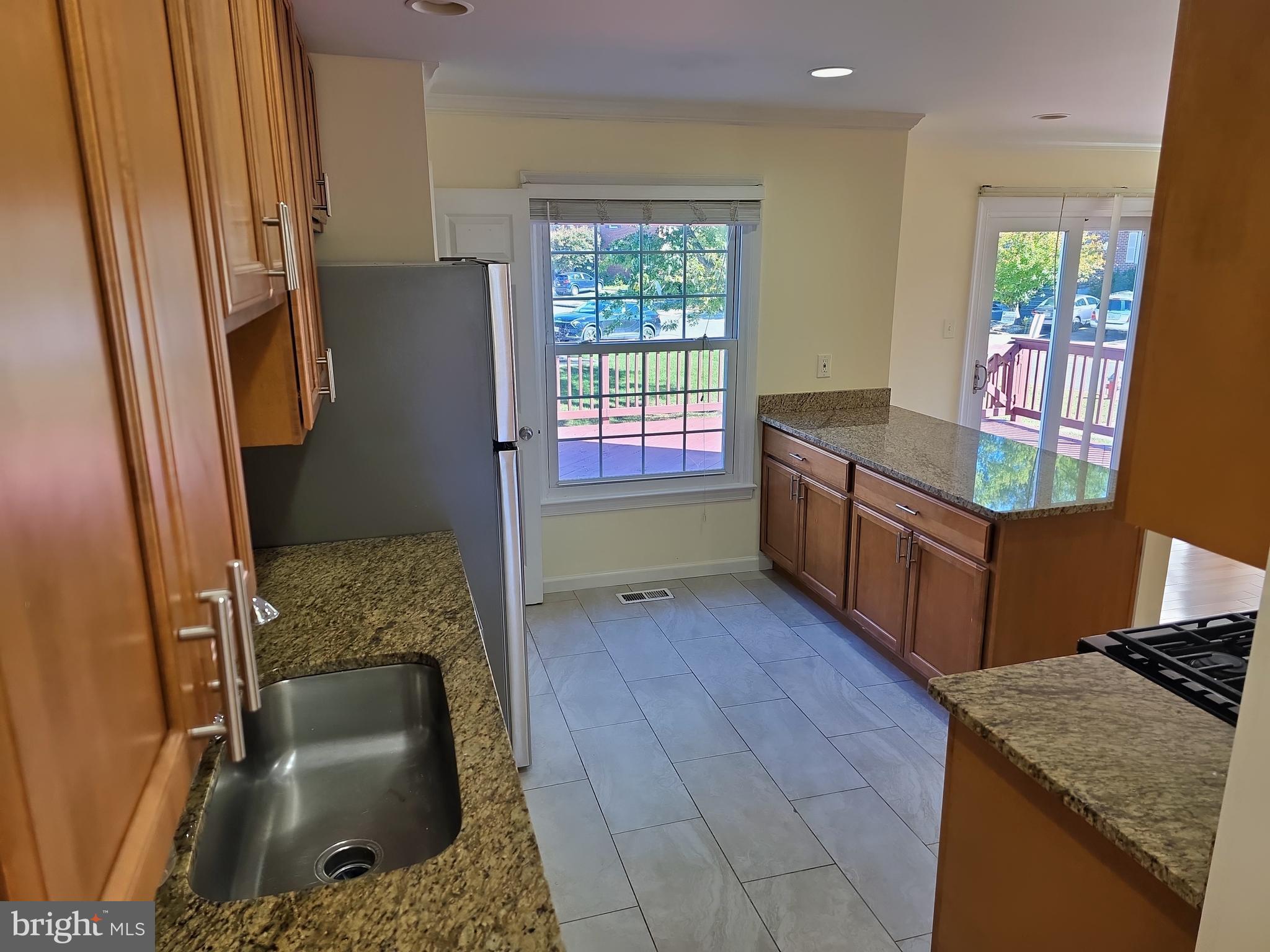 7108 PLEASANT POINT COURT