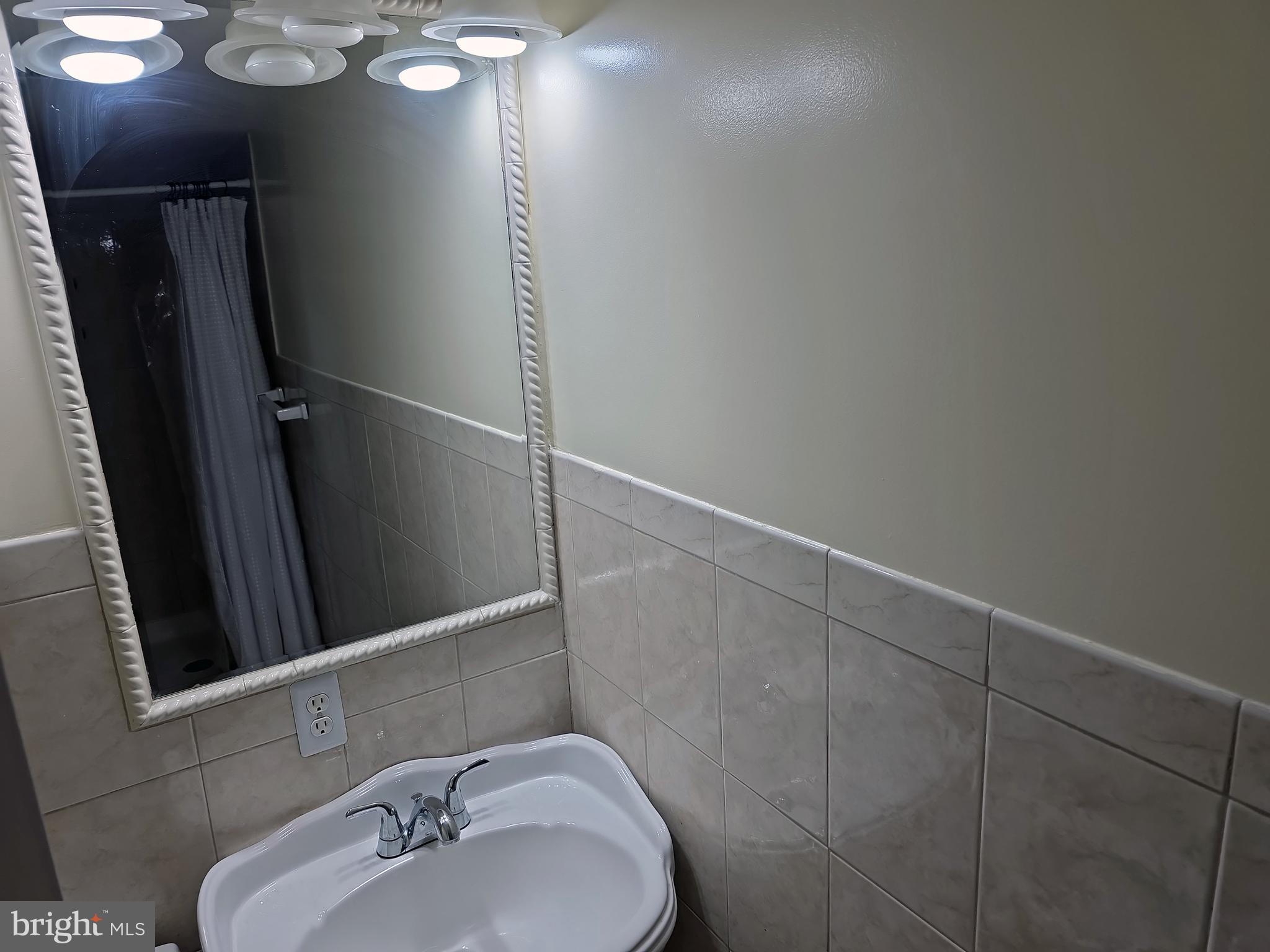 7108 PLEASANT POINT COURT