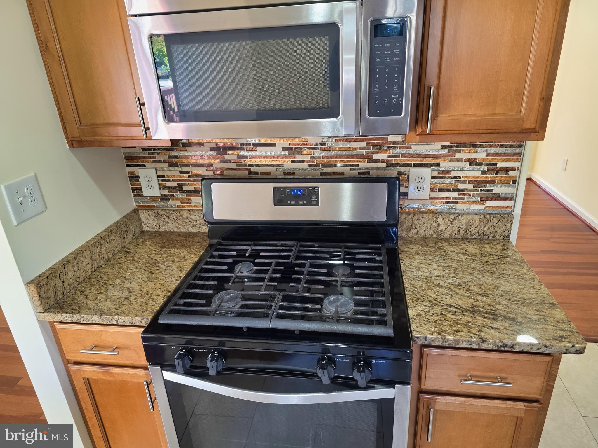 7108 PLEASANT POINT COURT