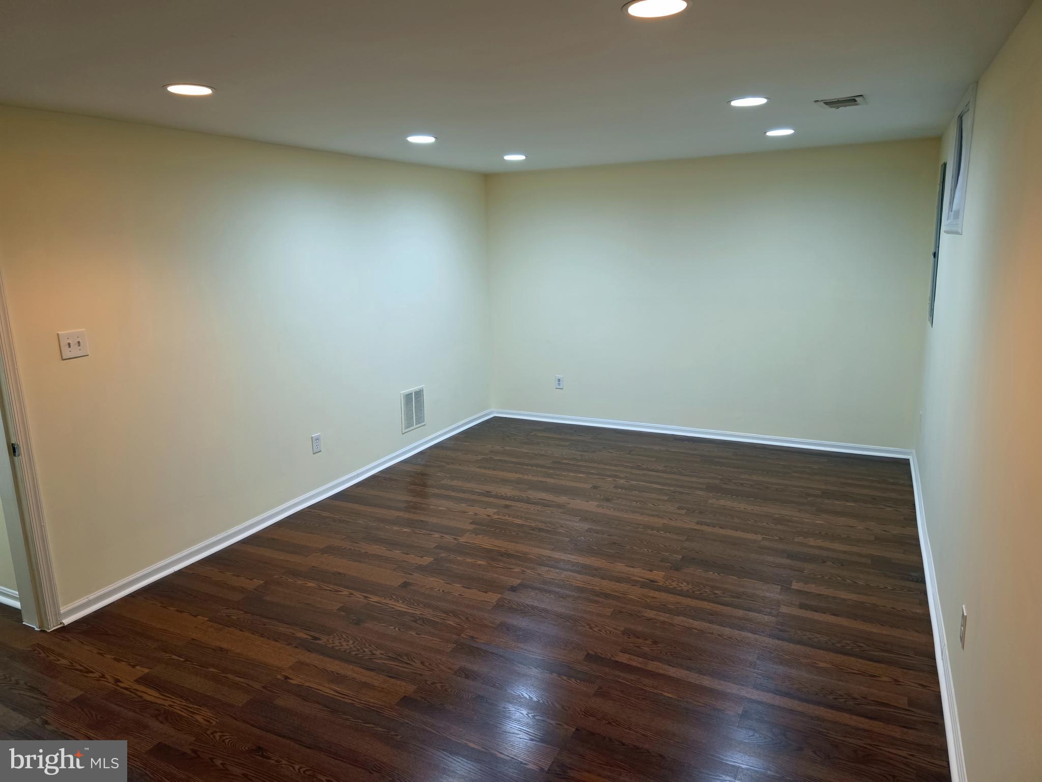 7108 PLEASANT POINT COURT