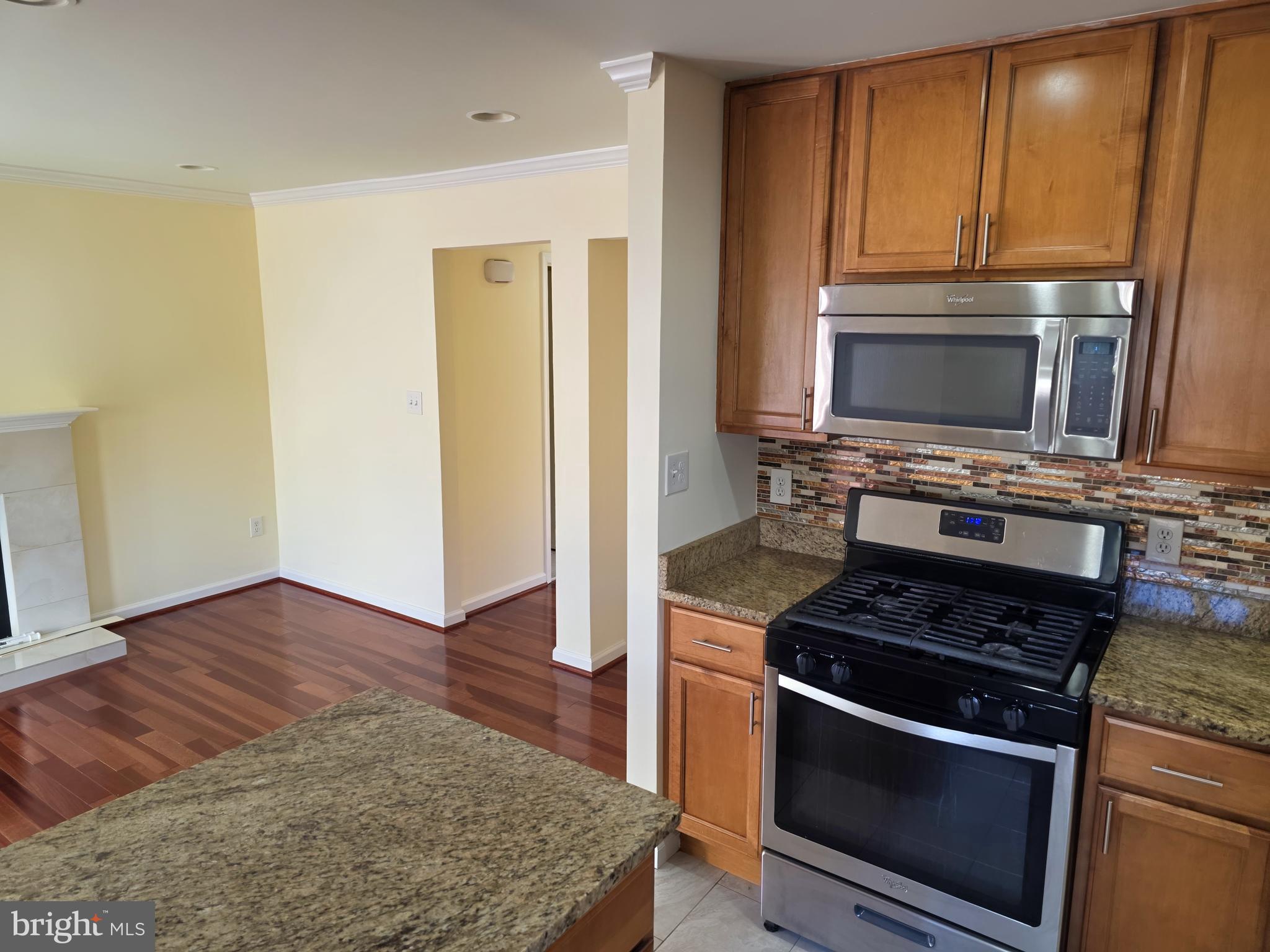 7108 PLEASANT POINT COURT